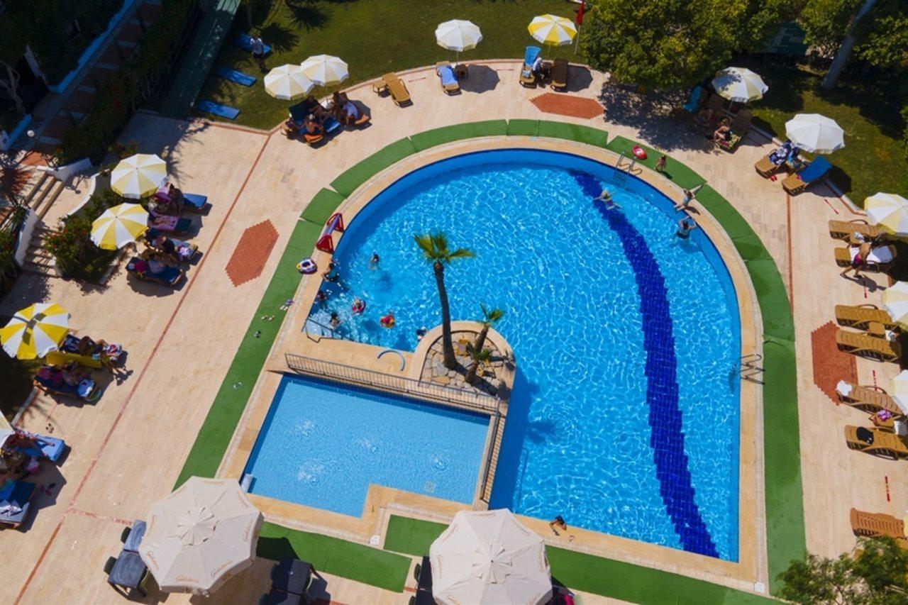 Titan Club Hotel Ultra All Inclusive Каргисак Екстериор снимка