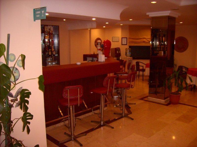 Titan Club Hotel Ultra All Inclusive Каргисак Екстериор снимка