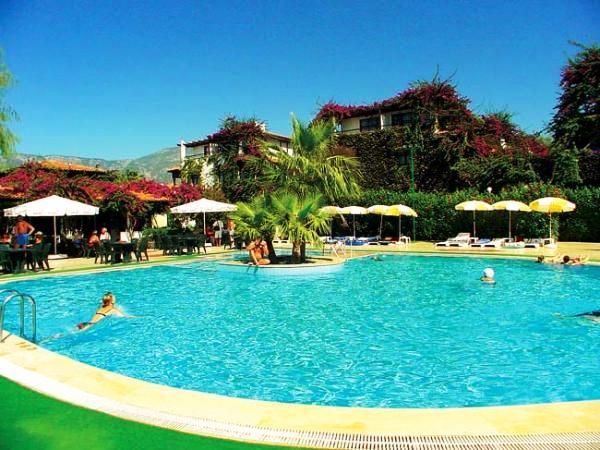 Titan Club Hotel Ultra All Inclusive Каргисак Екстериор снимка